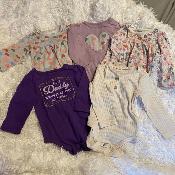 (3) Garanimals & (1) Jessica Simpson 12M Long Sleeve Onesies - Picture 1 of 5